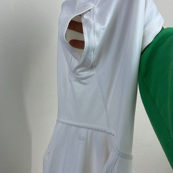 Alo white jacket scuba style ponytail hoodie hole - Picture 12 of 13